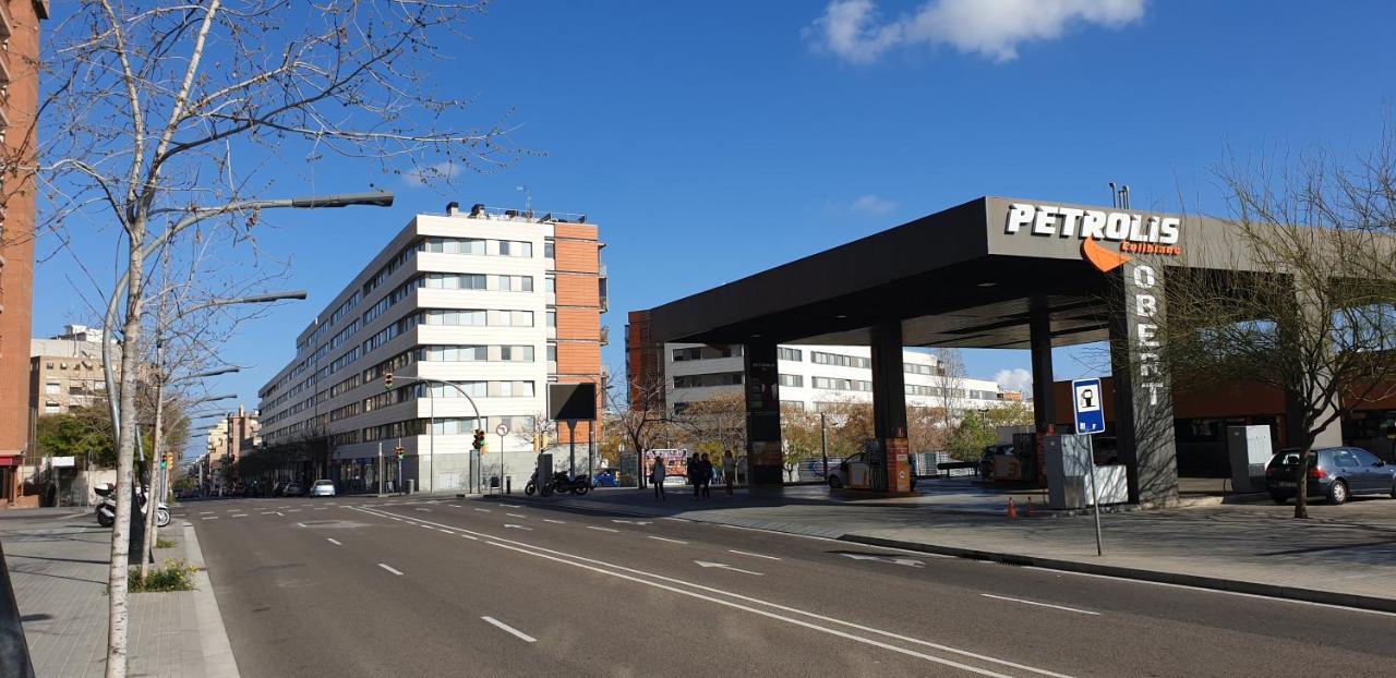 Subway Station Apartment Near Camp Nou L'Hospitalet de Llobregat Exterior photo